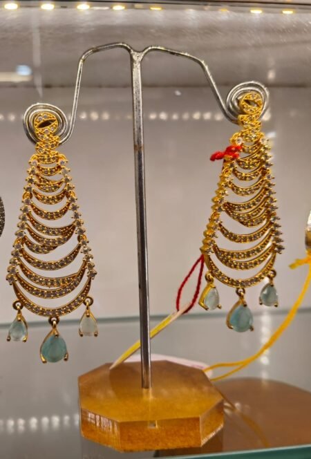 Golden Color Earring
