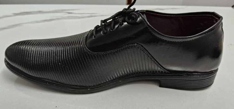 Black Formal Shoes - Image 3