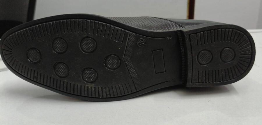 Black Formal Shoes - Image 2